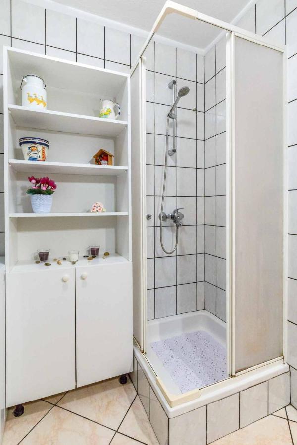 Apartman Mauro Малинска Екстериор снимка